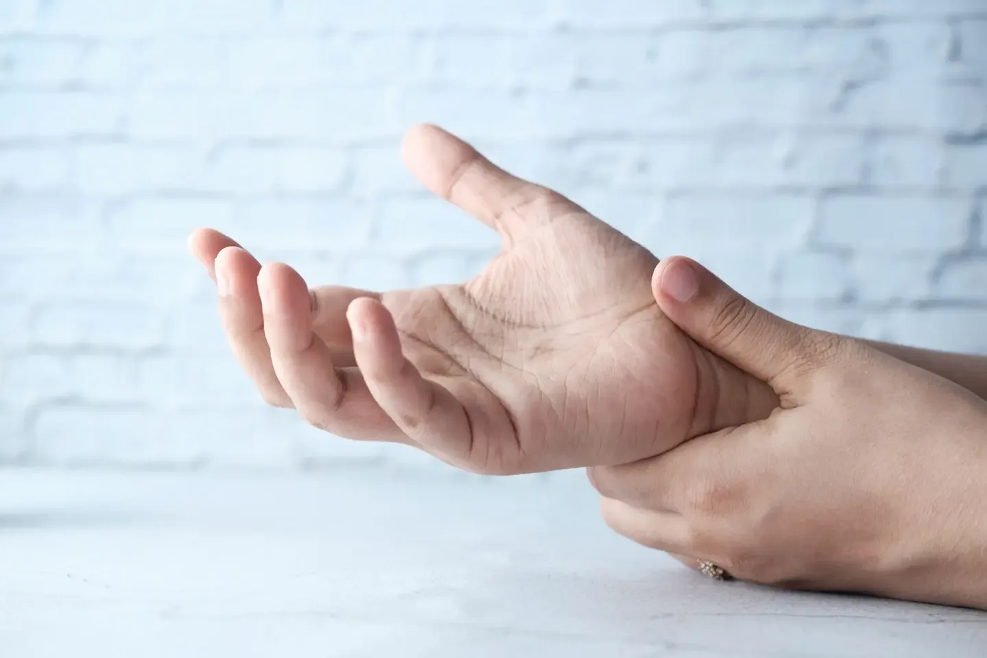 Get Relief from Spider Veins on Your Wrist